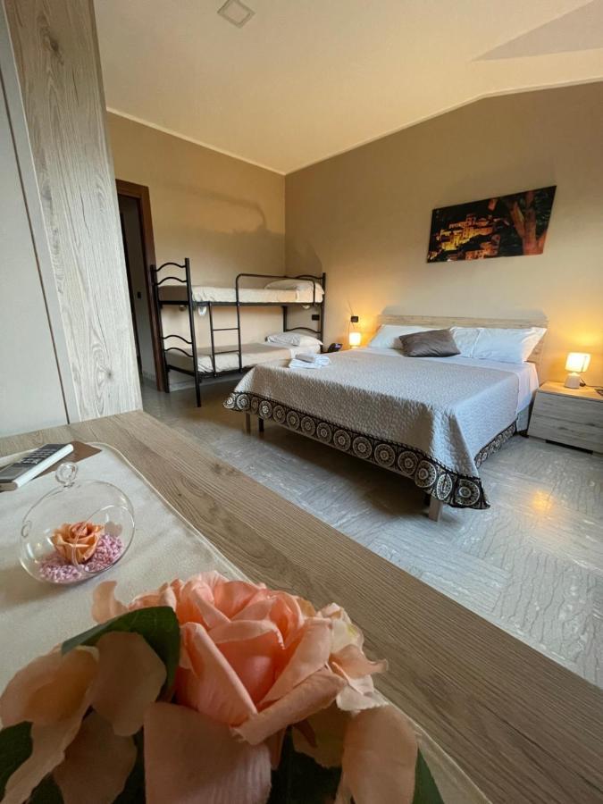 Hotel Divino Bistrot e Relais à Lenola Extérieur photo